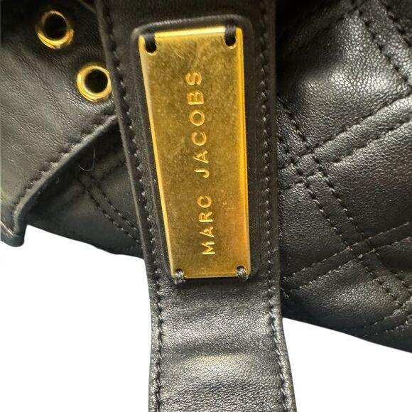 Marc Jacobs Collection Quilted Black Leather Belted Bruna Handbag Auth - Picture 4 of 16